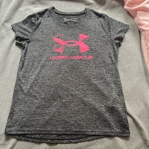 Under Armour T-shirt